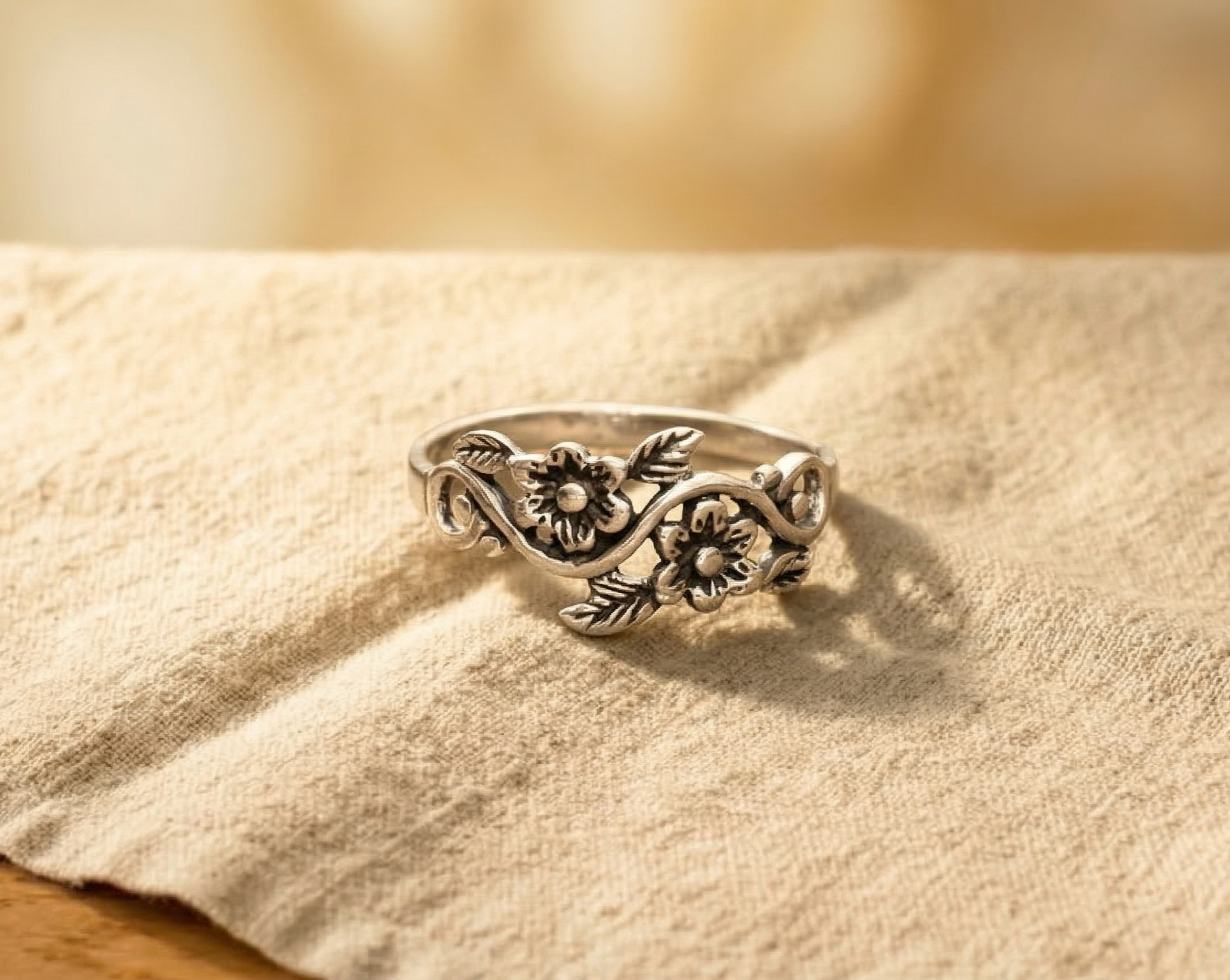 SellPix result - flower ring, consistent brand scene